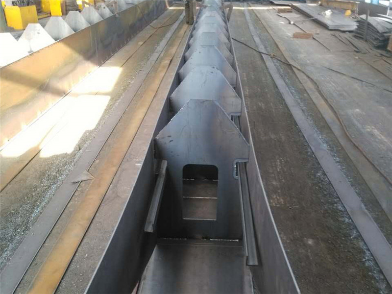 LX Single Girder Suspension Crane (1)