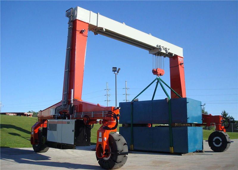 Rubber tyre gantry crane (5)