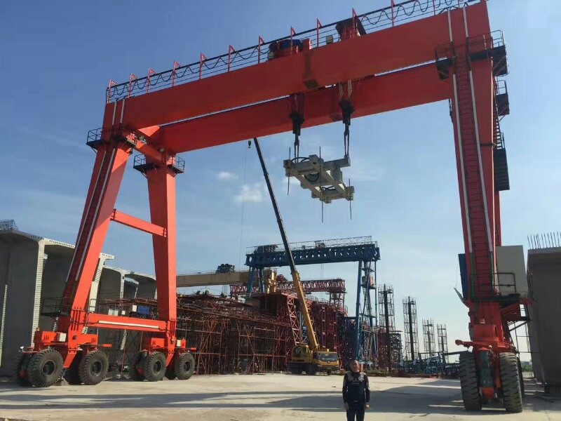 Type A tire crane