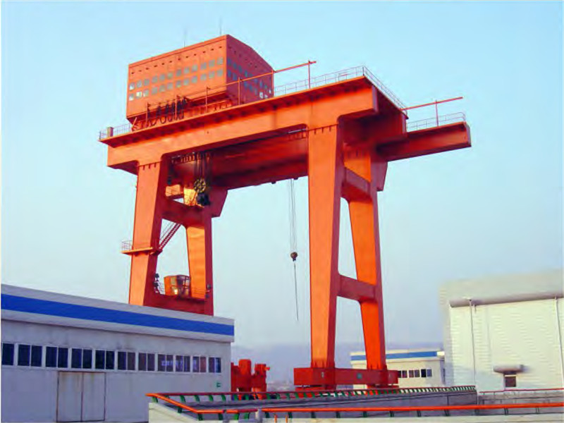 Gantry  Type Gate Hoist (10)