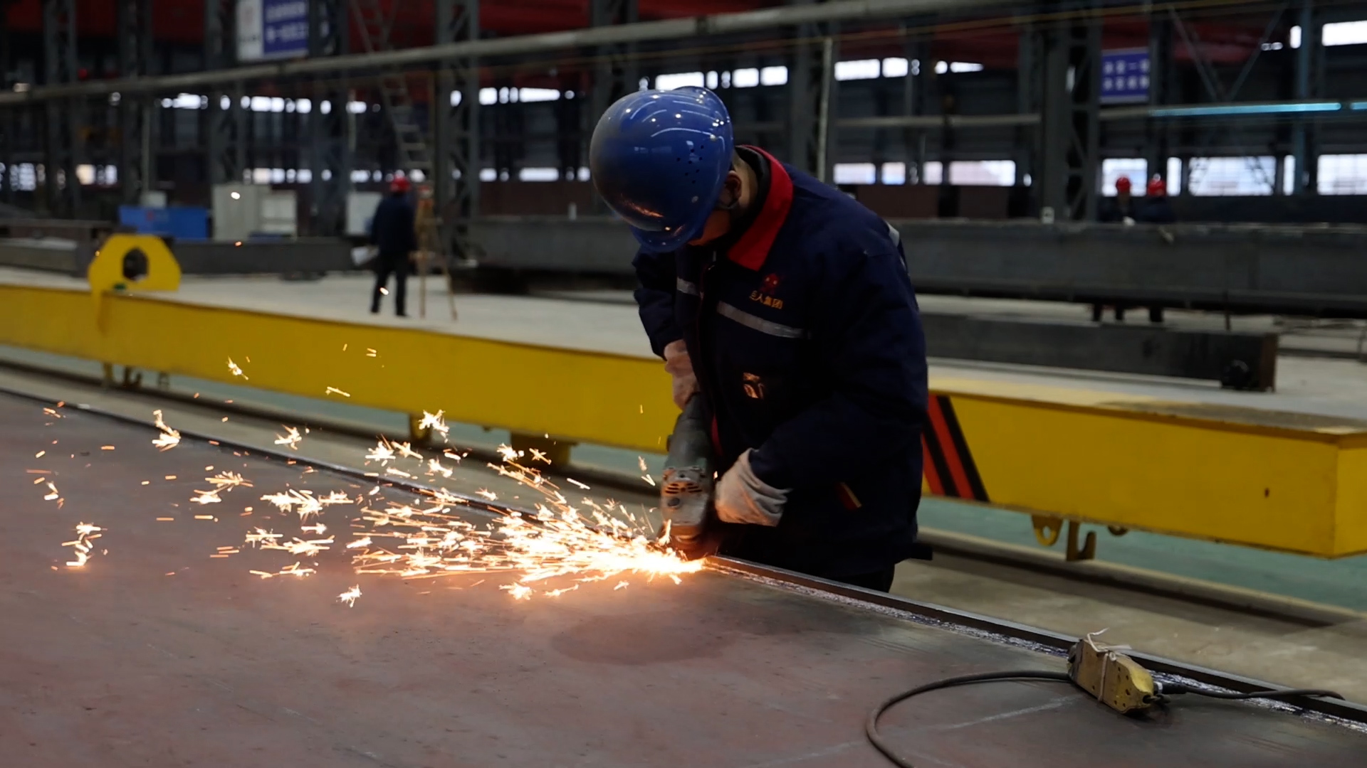 Changyuan County crane, lifting Henan manufacturing new height