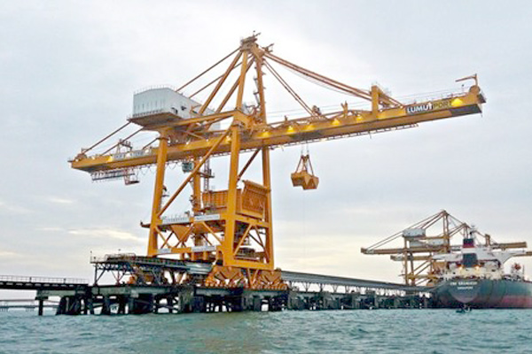 2000tph Grab Ship Unloader Export To Dubai